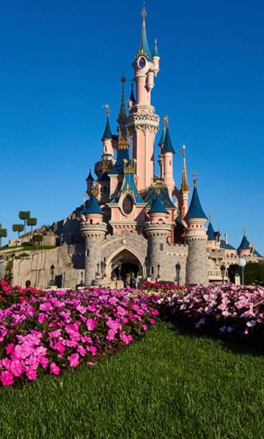Happiness Disney Saint-Germain-sur-Morin Kültér fotó